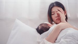 Cách trị mất ngủ sau sinh